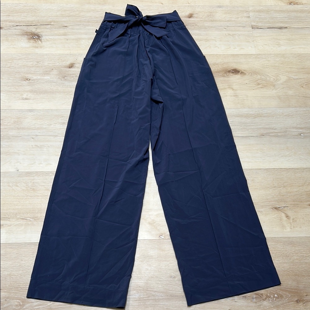Lululemon Athletica Blue Wide Leg Pants with High-Rise Waist
